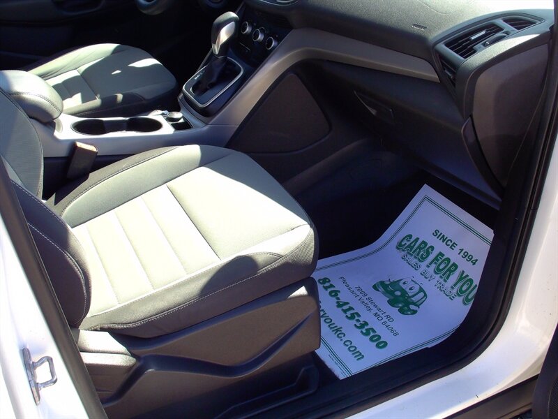 2013 Ford Escape SE   - Photo 14 - Pleasant Valley, MO 64068