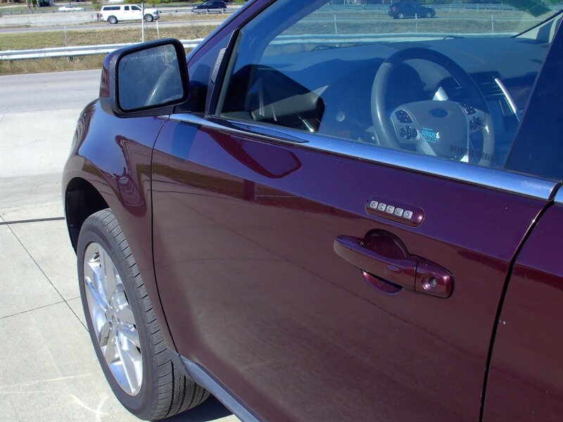 2011 Ford Edge Limited   - Photo 27 - Pleasant Valley, MO 64068