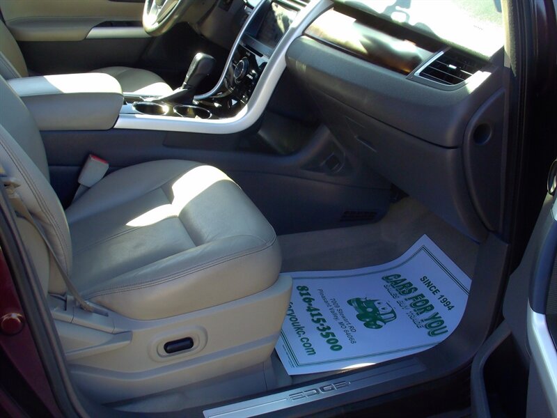 2011 Ford Edge Limited   - Photo 14 - Pleasant Valley, MO 64068