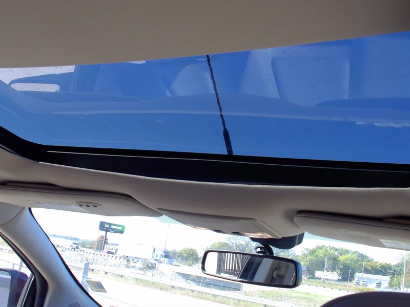 2011 Ford Edge Limited   - Photo 21 - Pleasant Valley, MO 64068