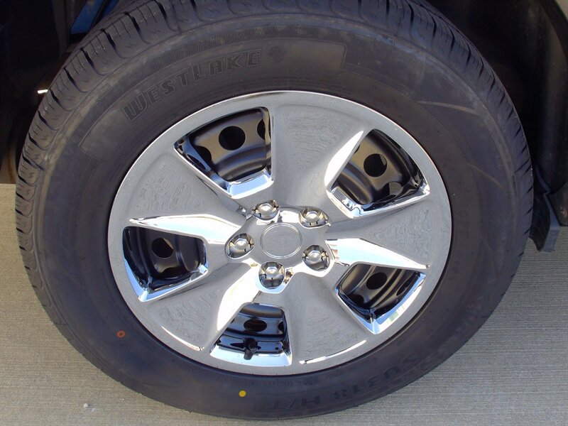 2014 Ford Explorer - Photo 37 - Pleasant Valley, MO 64068