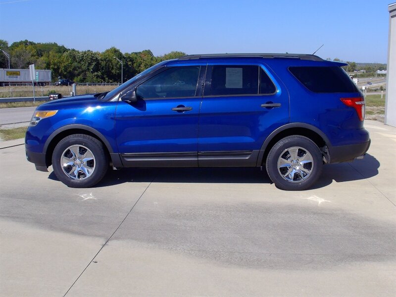 2014 Ford Explorer - Photo 8 - Pleasant Valley, MO 64068