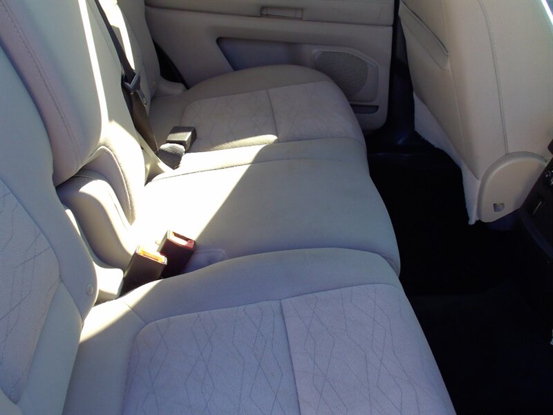 2014 Ford Explorer - Photo 19 - Pleasant Valley, MO 64068