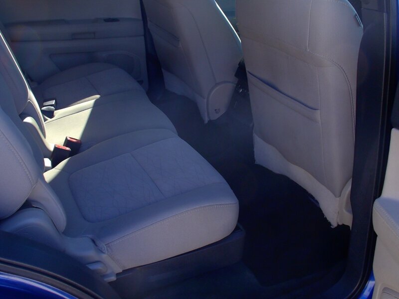 2014 Ford Explorer - Photo 18 - Pleasant Valley, MO 64068