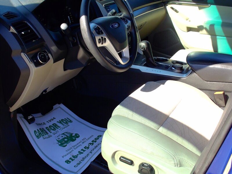 2014 Ford Explorer - Photo 9 - Pleasant Valley, MO 64068