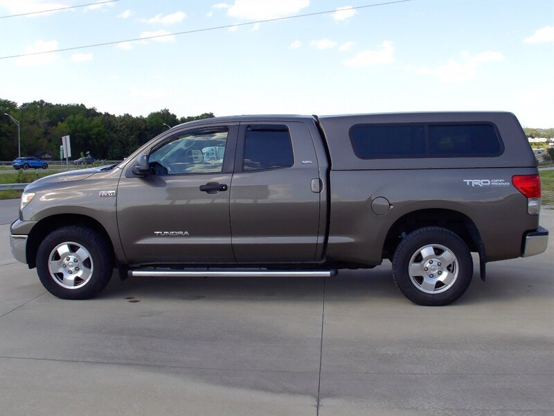 2008 Toyota Tundra Grade   - Photo 8 - Pleasant Valley, MO 64068