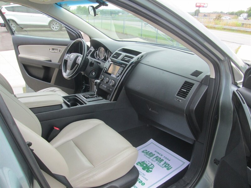 2013 Mazda CX-9 Touring   - Photo 24 - Pleasant Valley, MO 64068