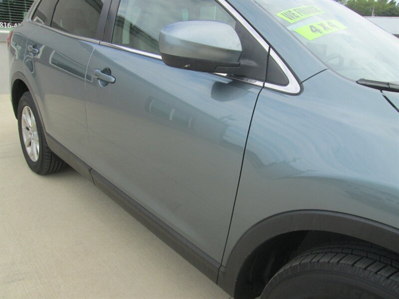 2013 Mazda CX-9 Touring   - Photo 19 - Pleasant Valley, MO 64068