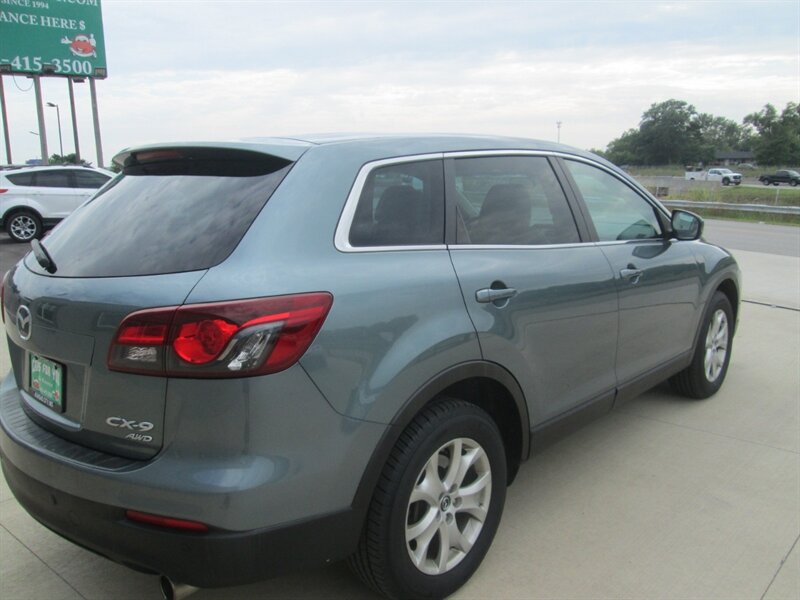 2013 Mazda CX-9 Touring   - Photo 5 - Pleasant Valley, MO 64068