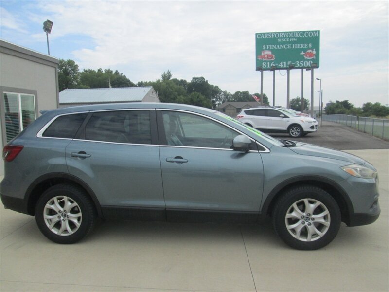 2013 Mazda CX-9 Touring   - Photo 4 - Pleasant Valley, MO 64068