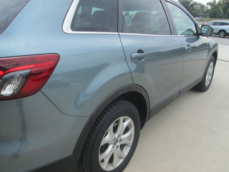 2013 Mazda CX-9 Touring   - Photo 20 - Pleasant Valley, MO 64068