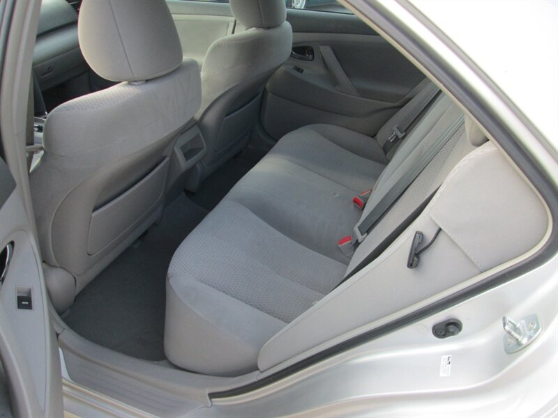 2011 Toyota Camry   - Photo 9 - Pleasant Valley, MO 64068