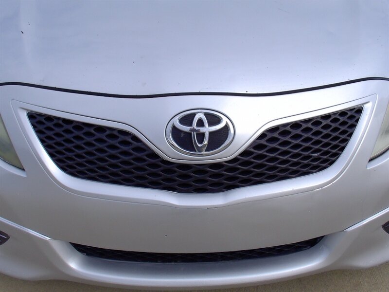 2010 Toyota Camry - Photo 27 - Pleasant Valley, MO 64068