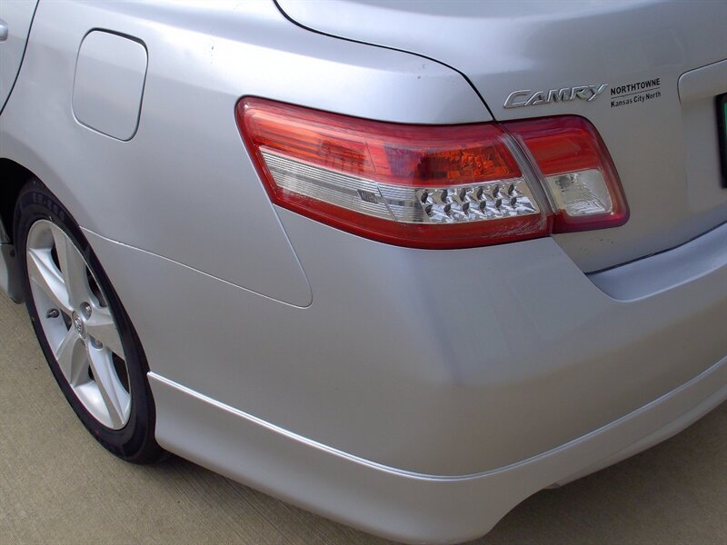 2010 Toyota Camry - Photo 22 - Pleasant Valley, MO 64068