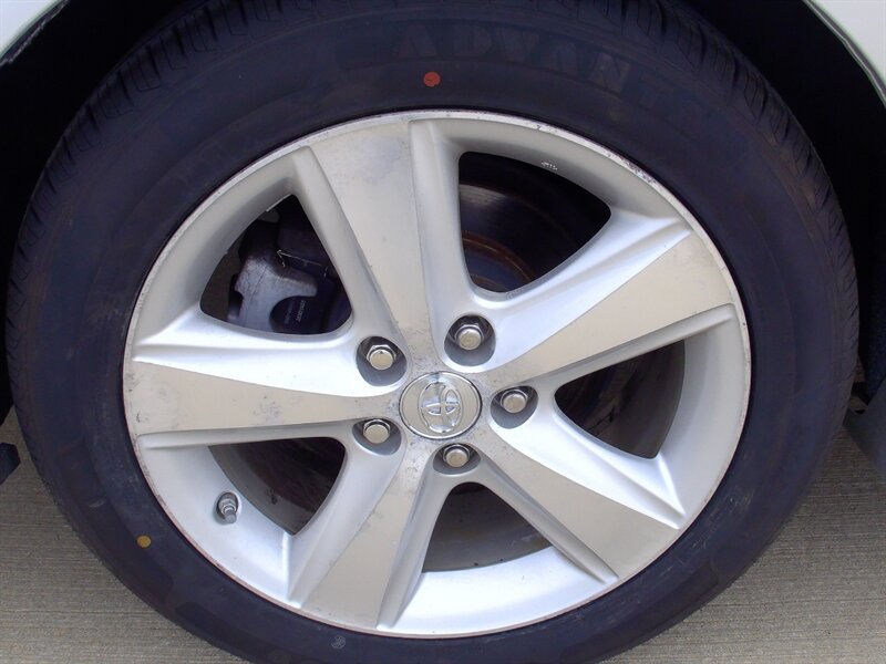 2010 Toyota Camry - Photo 33 - Pleasant Valley, MO 64068