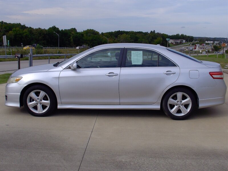 2010 Toyota Camry - Photo 8 - Pleasant Valley, MO 64068