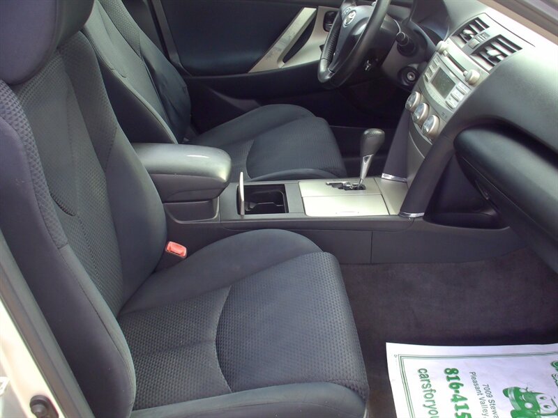 2010 Toyota Camry - Photo 15 - Pleasant Valley, MO 64068
