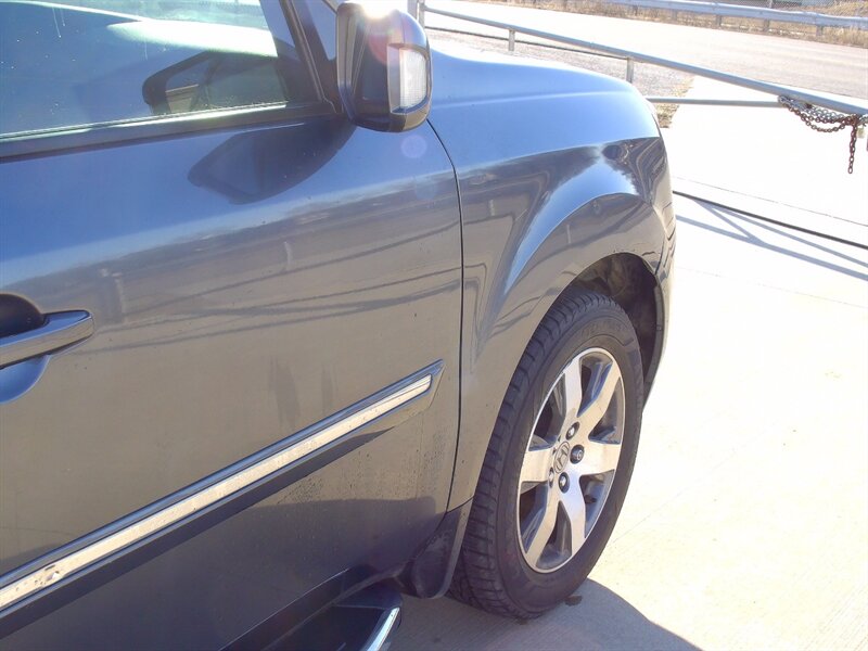 2013 Honda Pilot Touring   - Photo 16 - Pleasant Valley, MO 64068