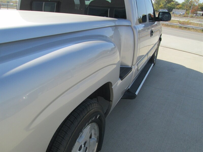 2005 Chevrolet Silverado 1500 ex cab sport side   - Photo 35 - Pleasant Valley, MO 64068