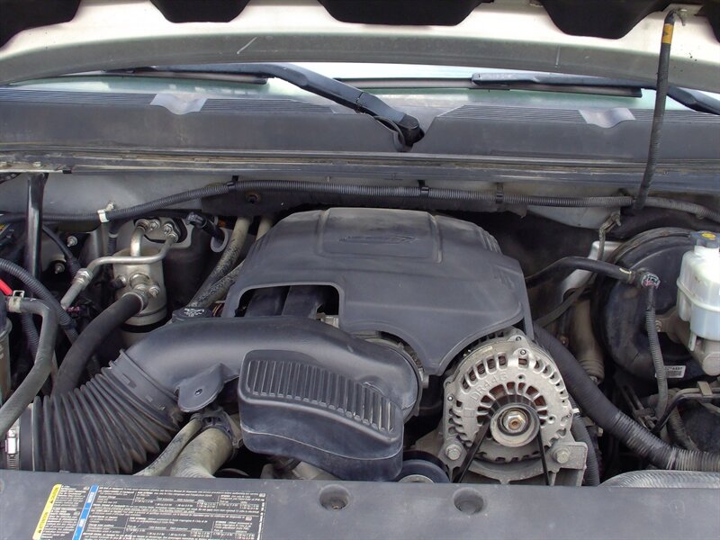 2010 Chevrolet Silverado 1500 LT - Photo 34 - Pleasant Valley, MO 64068