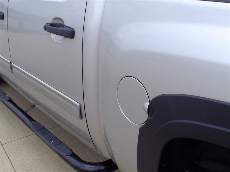 2010 Chevrolet Silverado 1500 LT - Photo 23 - Pleasant Valley, MO 64068