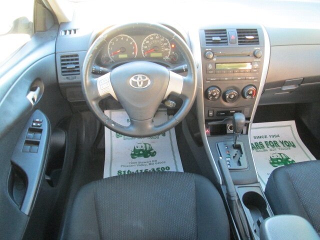 2009 Toyota Corolla   - Photo 20 - Pleasant Valley, MO 64068