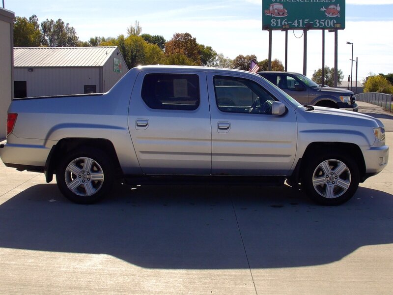 2011 Honda Ridgeline RTL - Photo 4 - Pleasant Valley, MO 64068
