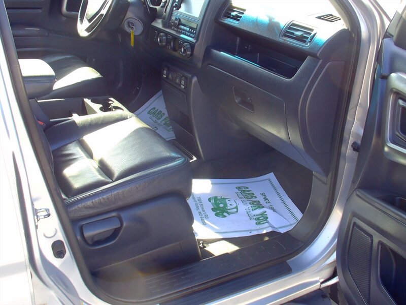 2011 Honda Ridgeline RTL - Photo 14 - Pleasant Valley, MO 64068