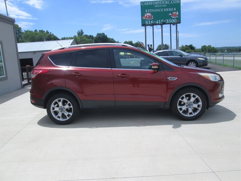 2014 Ford Escape Titanium   - Photo 4 - Pleasant Valley, MO 64068