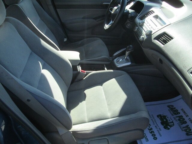 2010 Honda Civic LX   - Photo 15 - Pleasant Valley, MO 64068