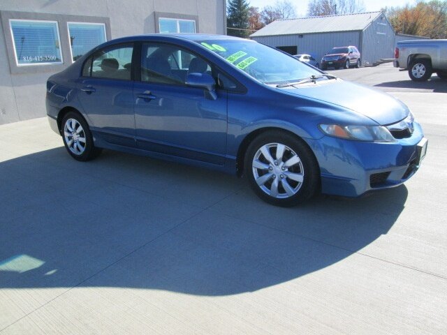 2010 Honda Civic LX   - Photo 3 - Pleasant Valley, MO 64068