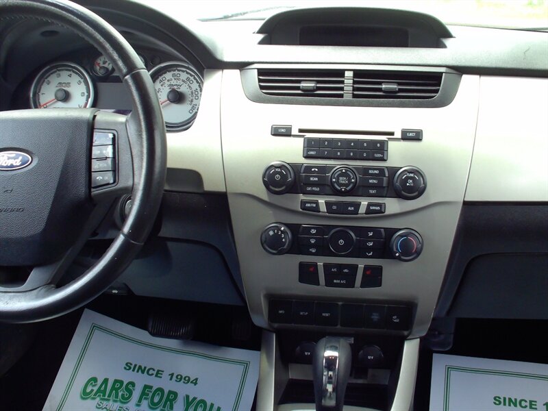 2009 Ford Focus SEL - Photo 19 - Pleasant Valley, MO 64068