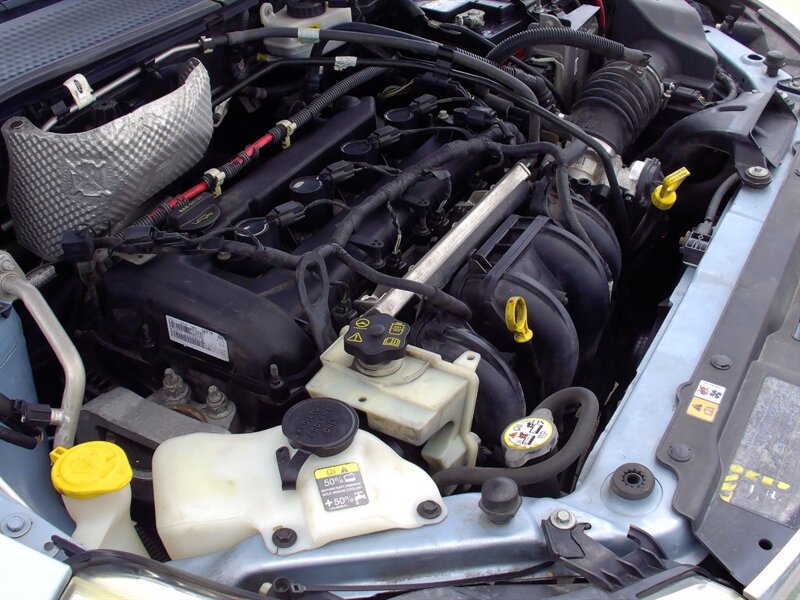 2009 Ford Focus SEL - Photo 35 - Pleasant Valley, MO 64068
