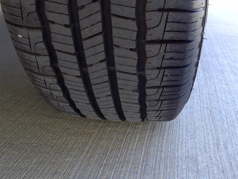 2010 Toyota Camry   - Photo 35 - Pleasant Valley, MO 64068