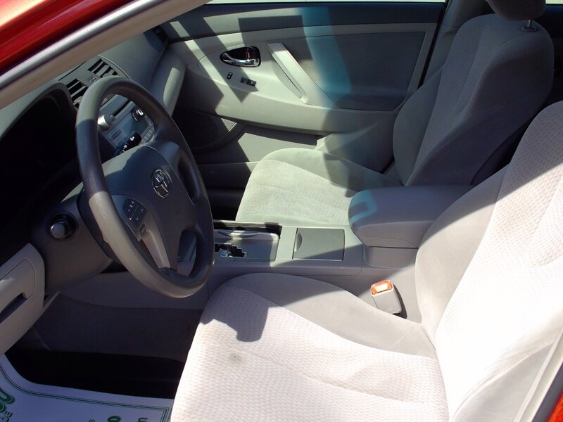 2010 Toyota Camry   - Photo 10 - Pleasant Valley, MO 64068