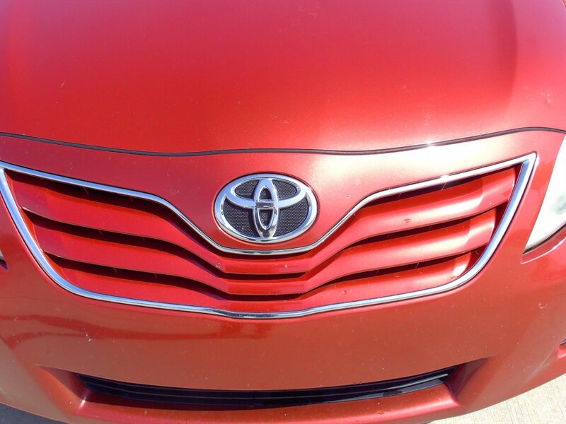 2010 Toyota Camry   - Photo 27 - Pleasant Valley, MO 64068