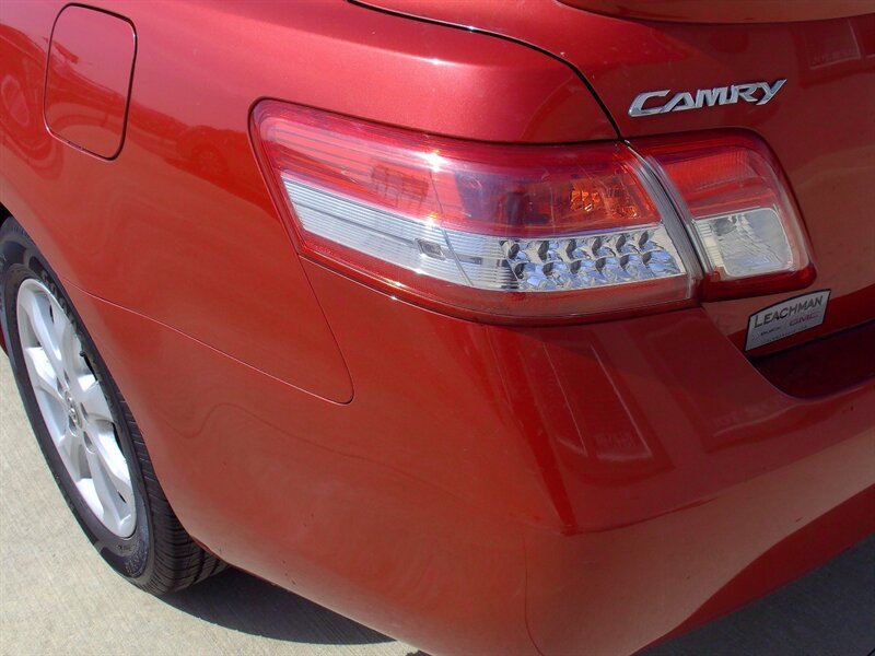 2010 Toyota Camry   - Photo 22 - Pleasant Valley, MO 64068