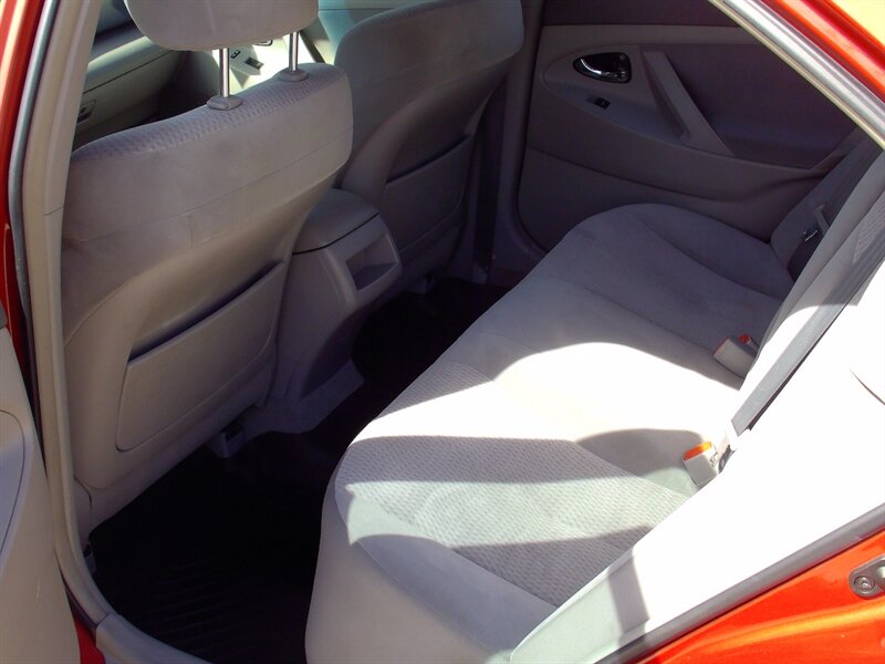 2010 Toyota Camry   - Photo 12 - Pleasant Valley, MO 64068