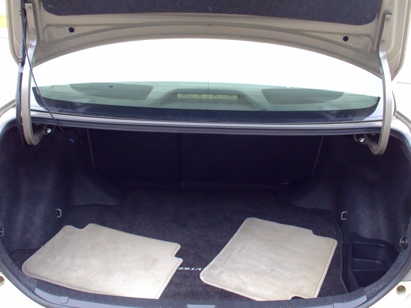 2009 Toyota Corolla - Photo 21 - Pleasant Valley, MO 64068