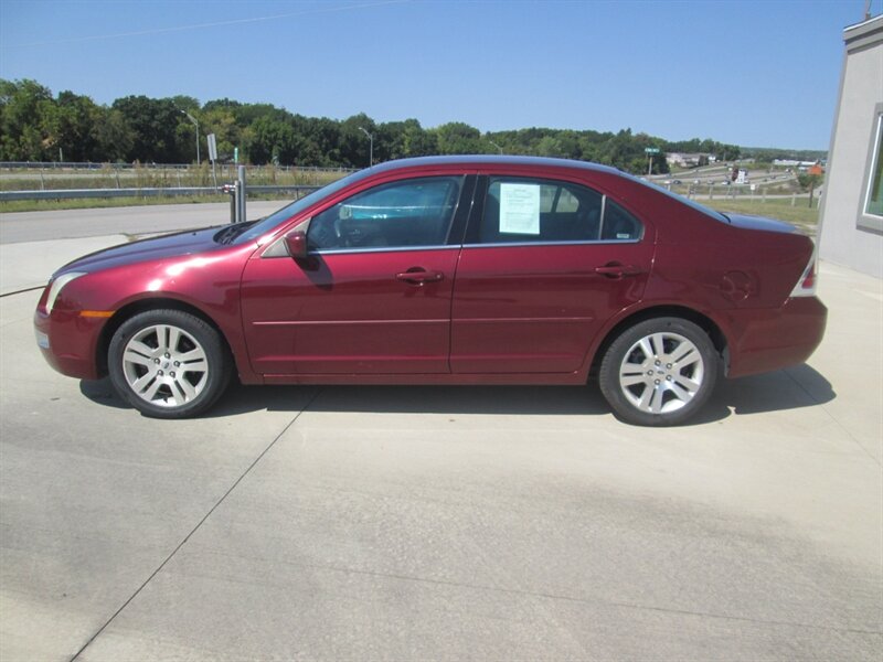 2006 Ford Fusion I4 SEL   - Photo 8 - Pleasant Valley, MO 64068