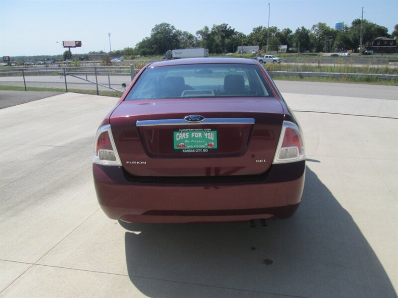 2006 Ford Fusion I4 SEL   - Photo 6 - Pleasant Valley, MO 64068