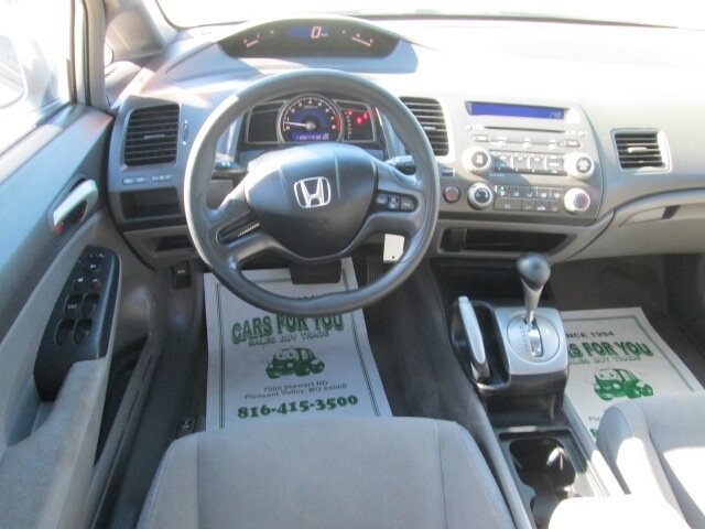 2008 Honda Civic LX   - Photo 20 - Pleasant Valley, MO 64068