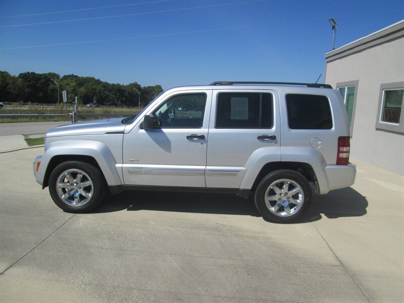 2012 Jeep Liberty Sport   - Photo 8 - Pleasant Valley, MO 64068