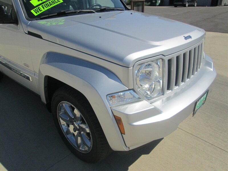 2012 Jeep Liberty Sport   - Photo 28 - Pleasant Valley, MO 64068