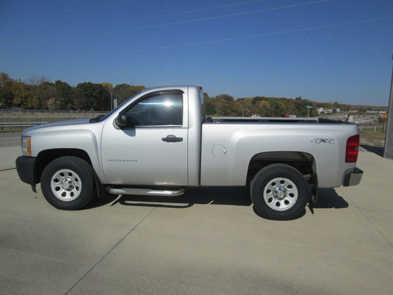 2011 Chevrolet Silverado 1500 SHORT BED   - Photo 8 - Pleasant Valley, MO 64068