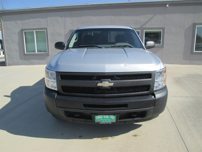 2011 Chevrolet Silverado 1500 SHORT BED   - Photo 2 - Pleasant Valley, MO 64068