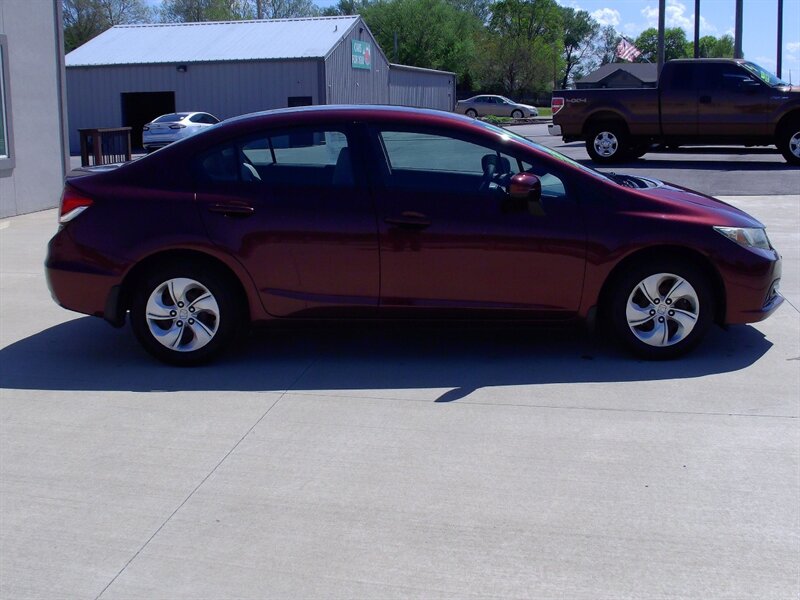 2014 Honda Civic LX   - Photo 4 - Pleasant Valley, MO 64068