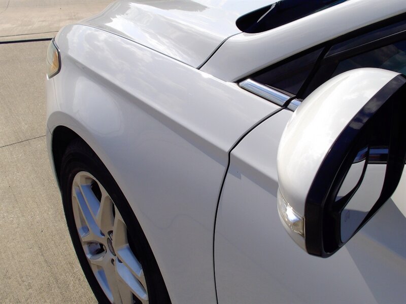 2015 Ford Fusion SE   - Photo 25 - Pleasant Valley, MO 64068