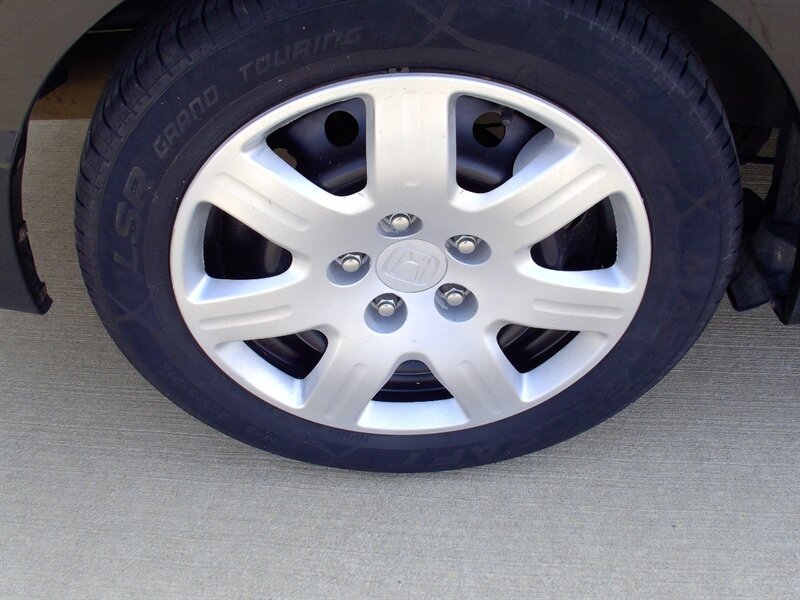 2008 Honda Civic LX   - Photo 31 - Pleasant Valley, MO 64068