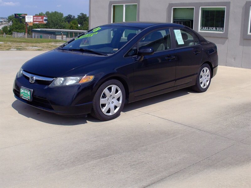 2008 Honda Civic LX   - Photo 1 - Pleasant Valley, MO 64068